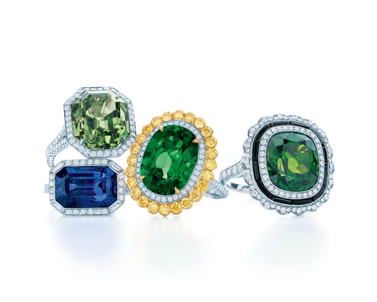 Tiffany擅長運用藍寶石、祖母綠、沙弗來石等彩色寶石，展現對大自然的崇尚。圖╱Tiffany提供