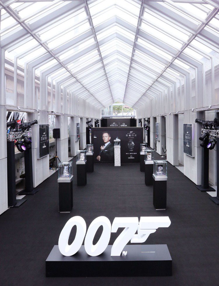 OMEGA11月4日於光點華山電影館舉行「OMEGA Seamaster 海馬系列007《SPECTRE》限量版腕表」媒體發表會。圖／OMEGA提供
