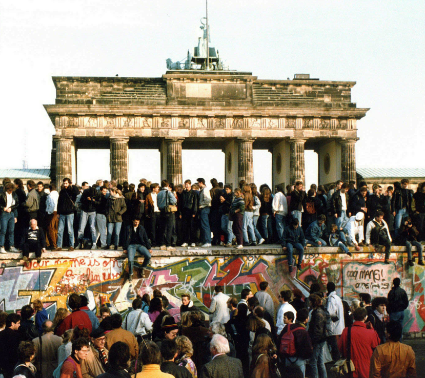 1989年11月10日，兩德的統一正走向必然，只是當時大家還不確定而已。 圖／美...