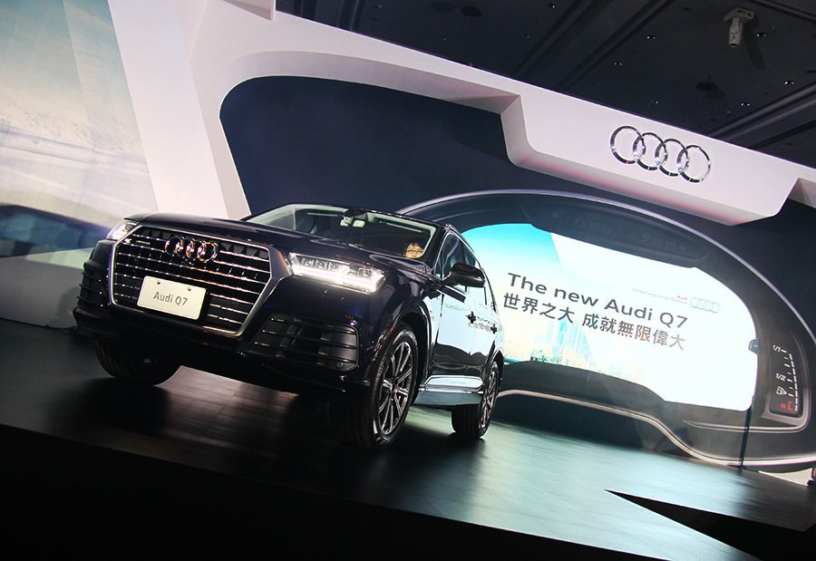 Audi首部頂級豪華休旅，更是同級市場首部全尺碼7人座LSUV，並在長達10年的...