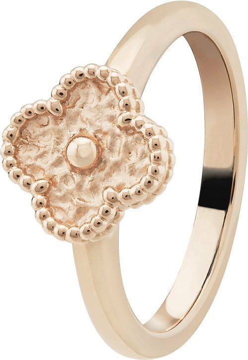 Sweet Alhambra玫瑰金戒指，65,000元。圖／梵克雅寶提供