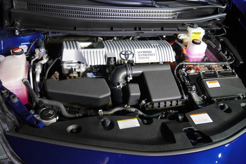 1.8升引擎搭配Hybrid電動馬達，綜效馬力可達136ps。 記者陳威任／攝影