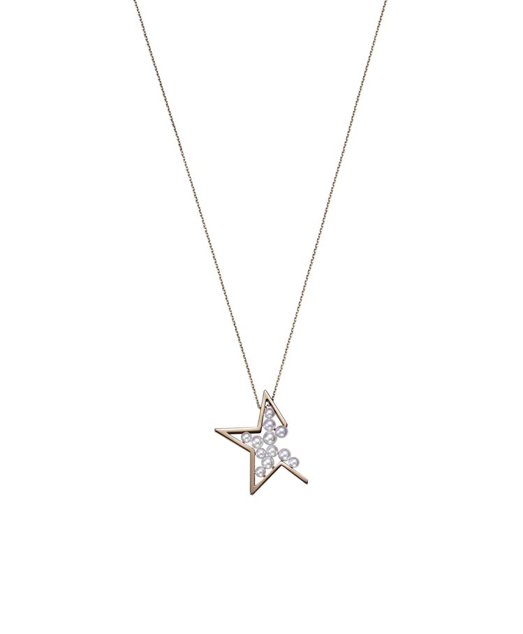 TASAKI abstract star 珍珠櫻花金項鍊，67,600元。圖╱TASAKI提供