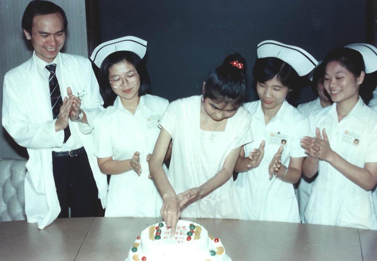 1984年，在病患情況危急之下，陳肇隆以長達二十七小時的手術，完成亞洲第一例成功的肝臟移植手術。