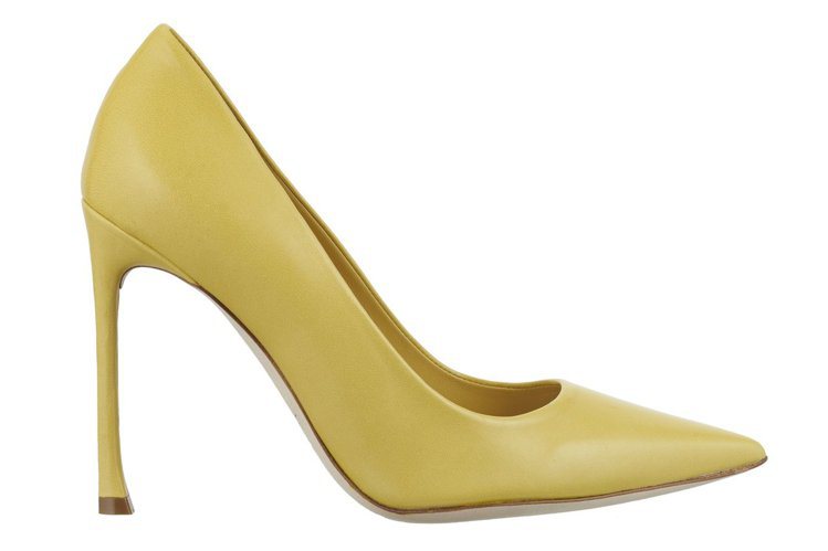 Dioressence 黃色小牛皮高跟鞋，25,000元。圖Dior提供