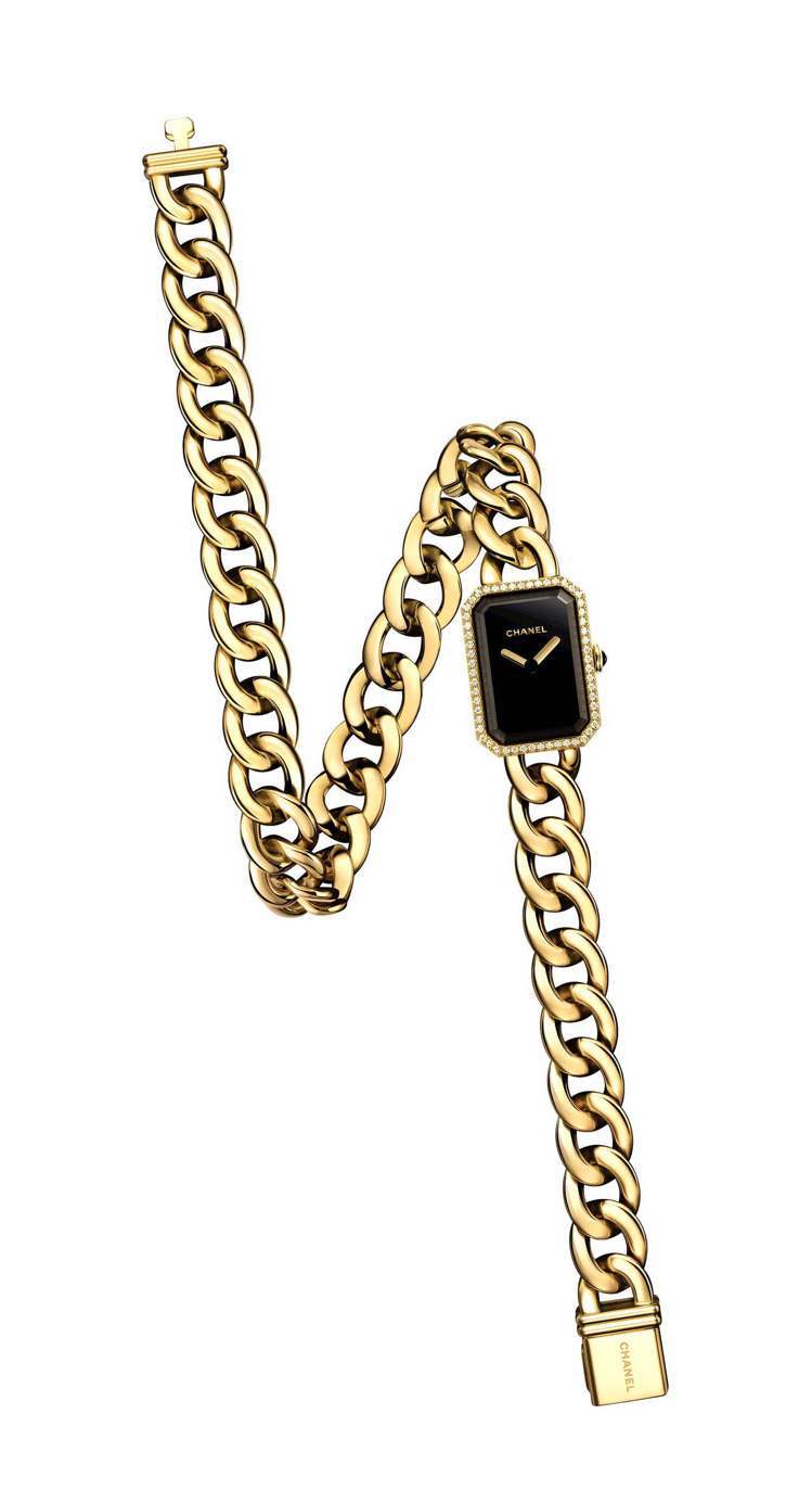 Premiere腕表，18K黃金鑲嵌鑽石，搭配雙環鍊表帶。圖／香奈兒提供