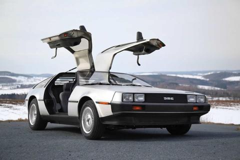 進化版「回到未來」DeLorean跑車8月發表！破千匹純電動力？
