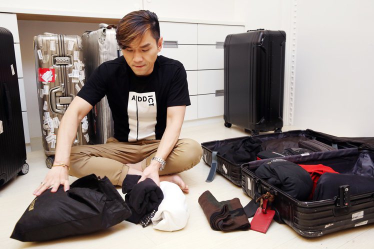彩妝師Kevin和他的行李箱專題。記者徐兆玄／攝影
