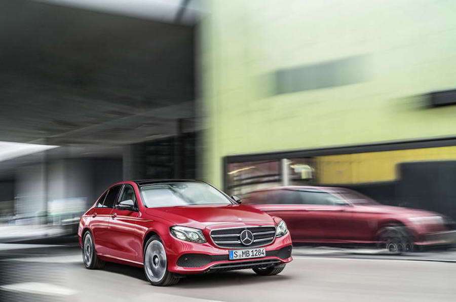 新一代Mercedes-Benz E-Class在優雅的車身線條下擁有0.23的...