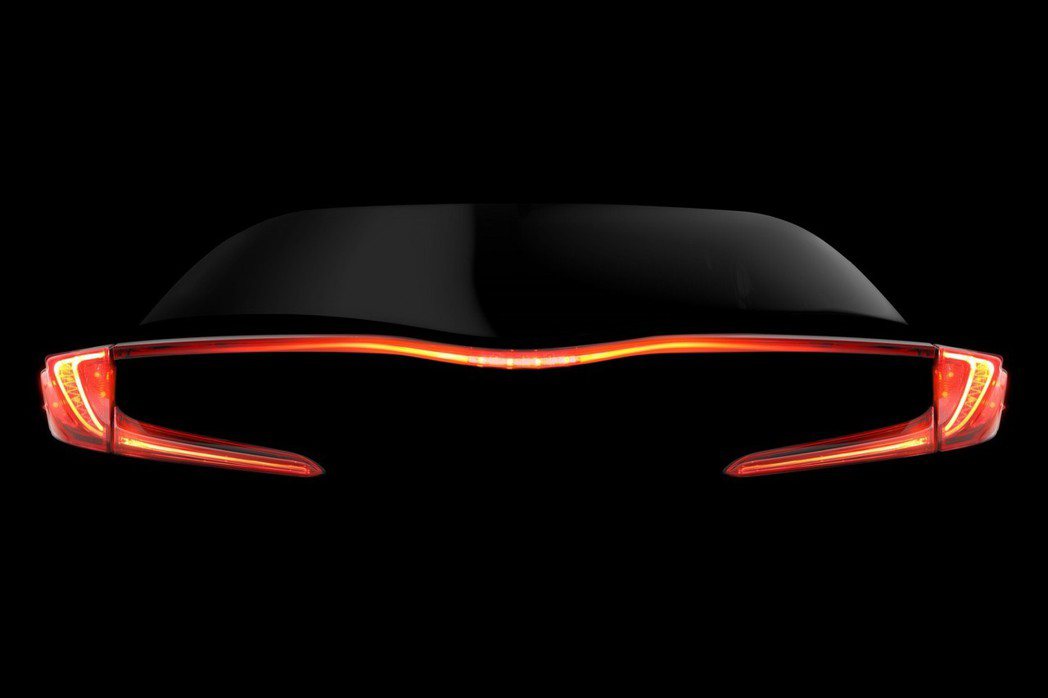 Toyota近日也發表一款全新插電式油電混合車的神祕照，預告將會於3月底的紐約車展上亮相。 摘自Toyota.com