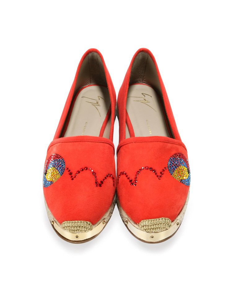 海灘球水晶裝飾草編鞋，售價19,800元。圖／Giuseppe Zanotti Design提供