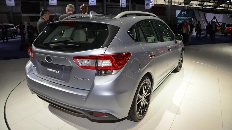 全新的Subaru Impreza將在稍晚於美國上市，並同時提供四門轎車與五門掀...