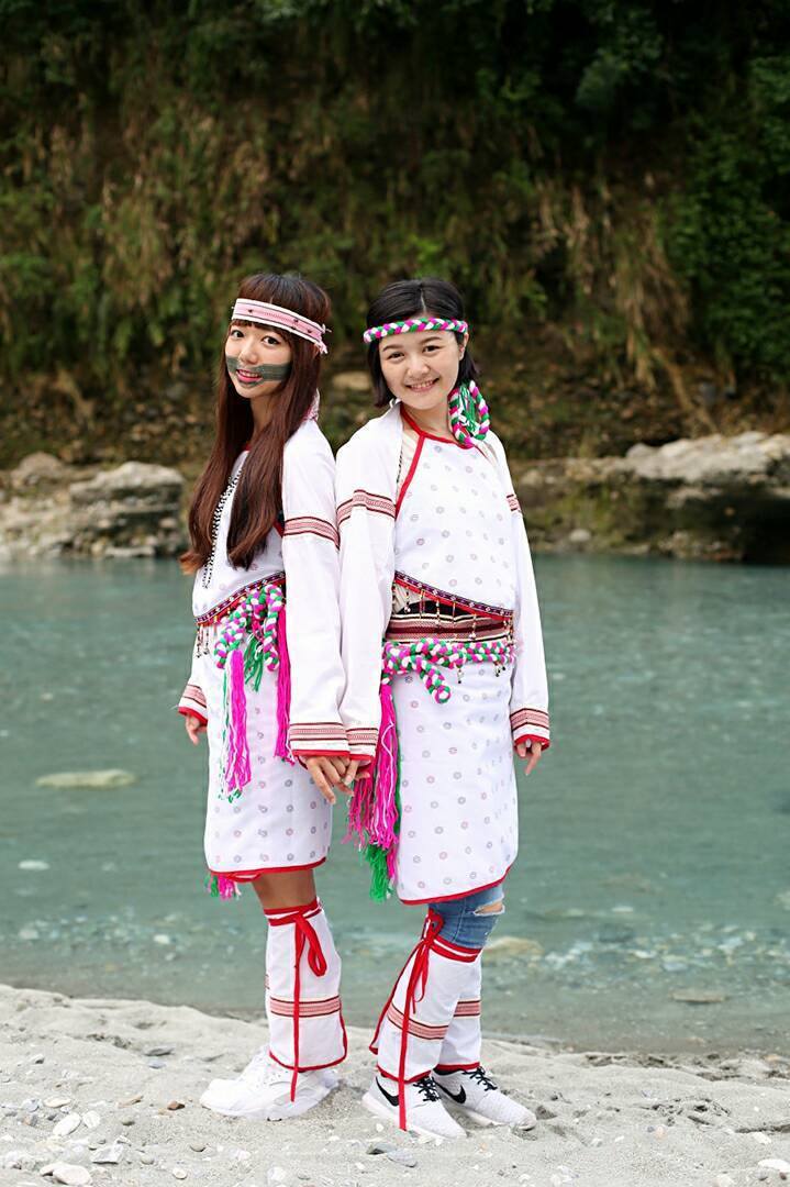 三棧部落提供傳統太魯閣族服，讓遊客可體驗當一天的太魯閣族。圖／三棧社區發展協會提供