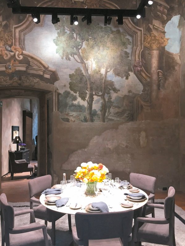 義大利精品Bottega Veneta在米蘭十八世紀建築Palazzo Gall...