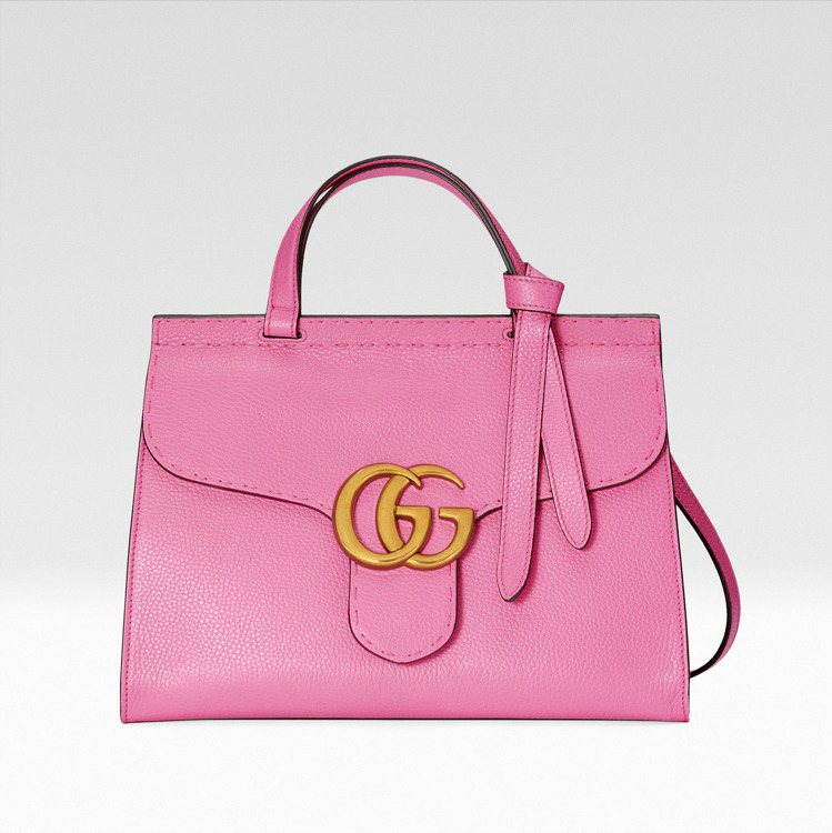 GG MARMONT 粉紅色金屬雙G釦飾手提包 ,700。圖／GUCCI提...