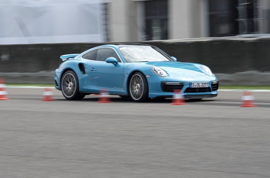 保時捷駕訓營(Porsche World Roadshow)煞車訓練。