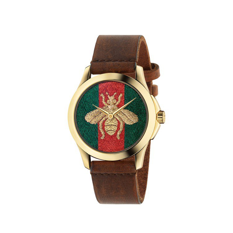 Gucci G-Timeless系列奇蹟市集腕表，針織綠紅條紋及金色蜜蜂刺繡表面（27毫米），29,000元。圖／Gucci提供