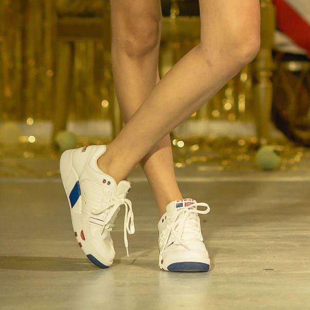 跟上「純白時尚」 K-SWISS推夏季新鞋