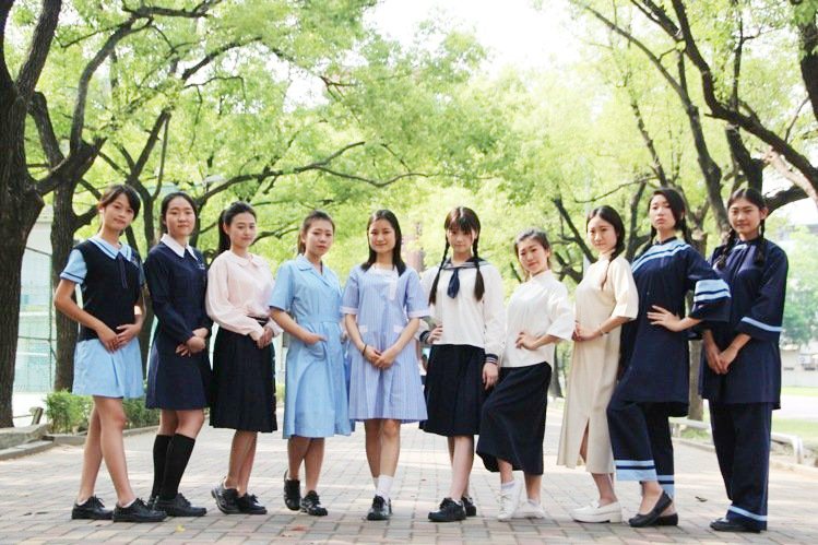 台南長榮女中百年校服展，見證台灣第一所現代化女子中學從清末、日據、民初到近代的制服歷史。 圖／長榮女中提供