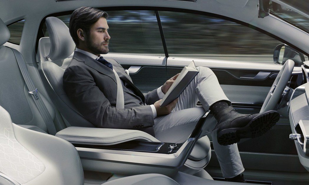 Volvo日前發表無人自駕車的豪華概念內裝「Concept 26」，展現出自動駕...