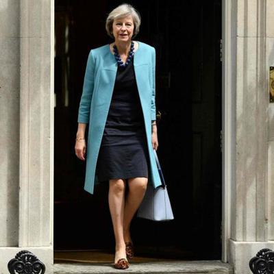 英國女首相泰瑞莎 時尚品味很「悶騷」？