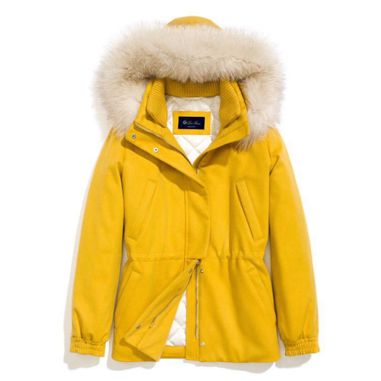 黃色喀什米爾滑雪夾克，213,200元。圖／Loro Piana提供