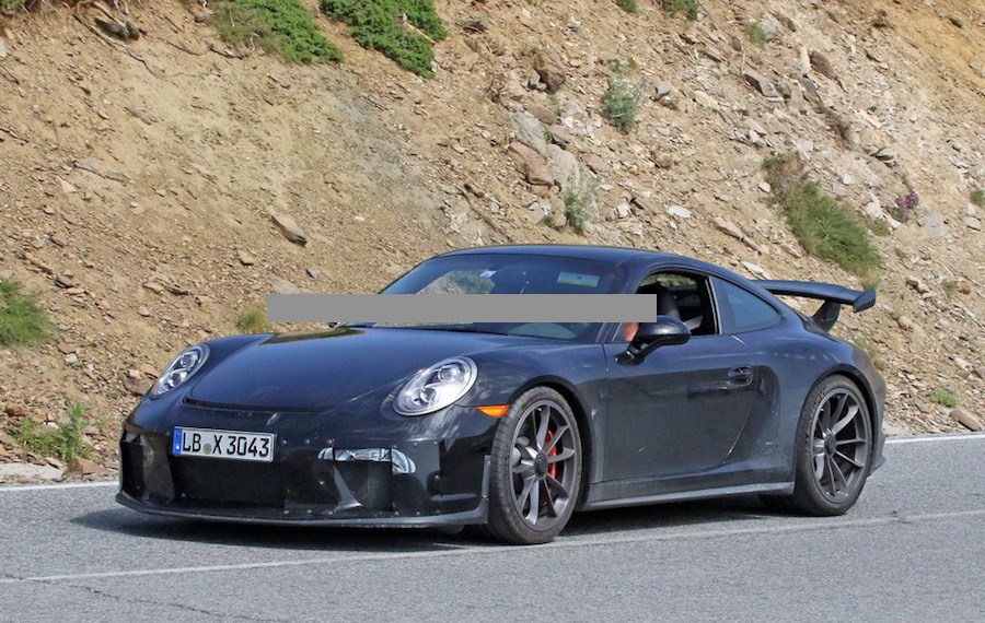 小改款911 GT3將使用與GT3 RS以及911 R相同的引擎。 摘自Car...