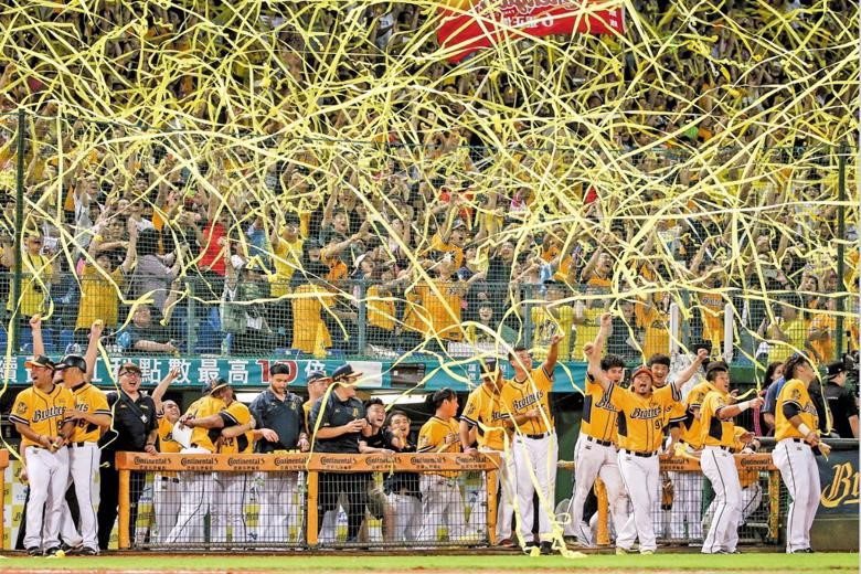 當杉本部長無心問「台北在地職棒球隊是誰」時，筆者頓時語塞。 圖／聯合報系資料照片