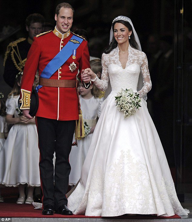 凱特王妃的婚紗掀起近年來長袖婚紗流行。圖／美聯社