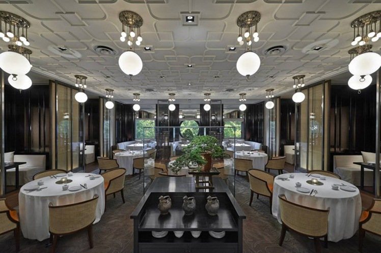 大師操刀設計的雅閣中餐廳，典雅非常。圖／台北文華東方酒店提供