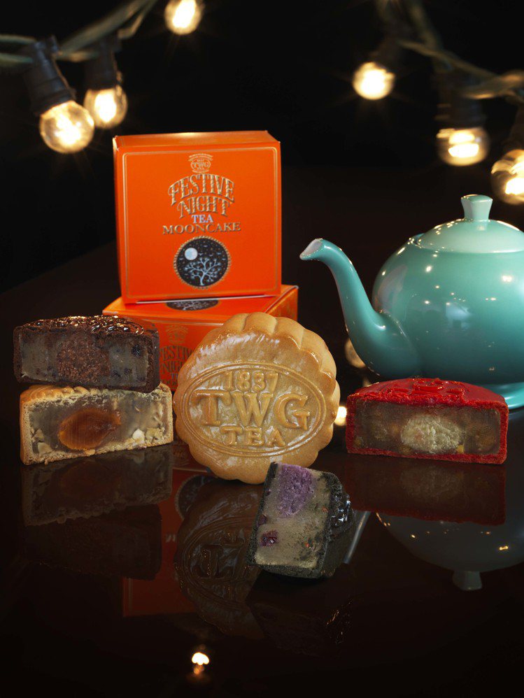 TWG Tea茗茶傳統月餅，單入茗茶月餅禮盒，380元。圖／TWG Tea提供