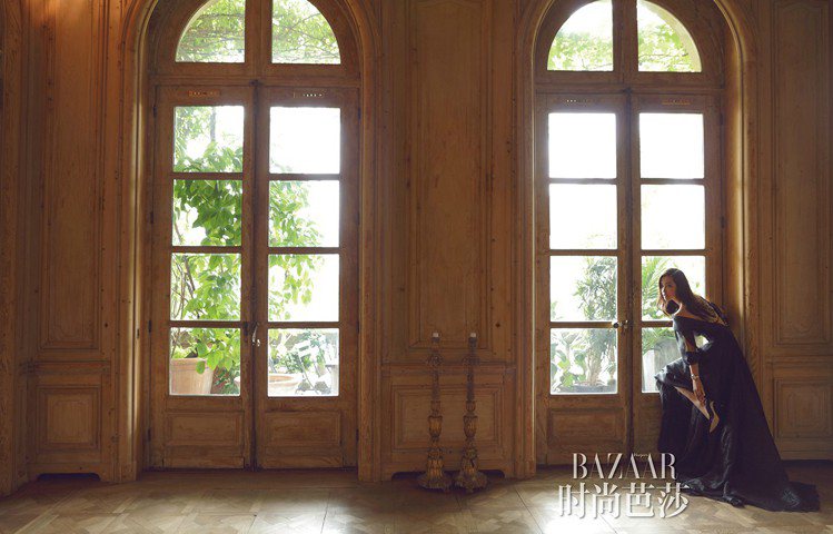 李冰冰成為時尚雜誌9月號封面人物。圖／摘自微博