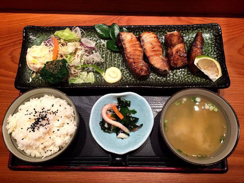 圖／擷自 魚季 Sashimi&丼食