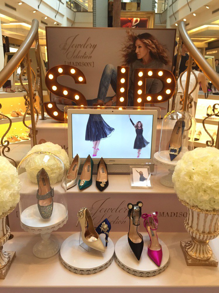 Sarah Jessica Parker同名鞋款快閃店位於微風廣場。記者楊詩涵／攝影