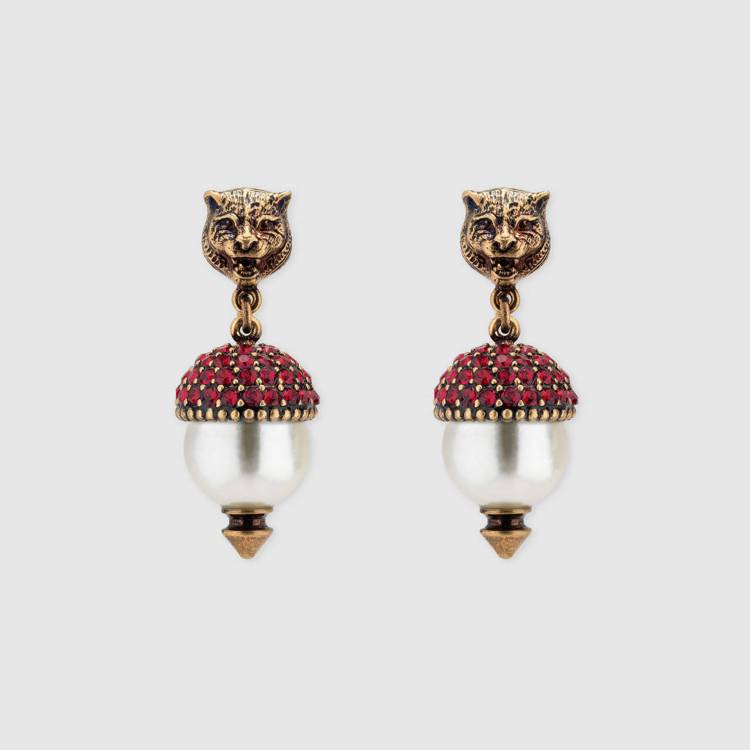 虎頭與珍珠綴飾耳環，14,700元。圖／Gucci提供