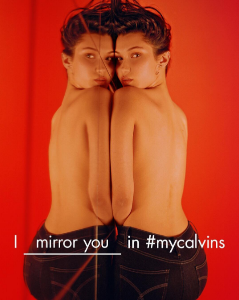 Bella Hadid為Calvin Klein Jeans 裸半身拍攝宣傳照。...