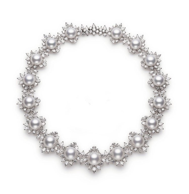 MIKIMOTO頂級珠寶系列南洋珍珠鑽石項鍊，2,210萬元。圖╱MIKIMOTO提供