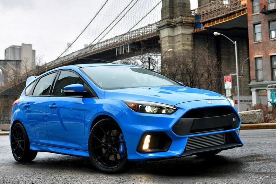 Ford Focus RS 搭載 2.3 升直 4 EcoBoost 汽油渦輪引...