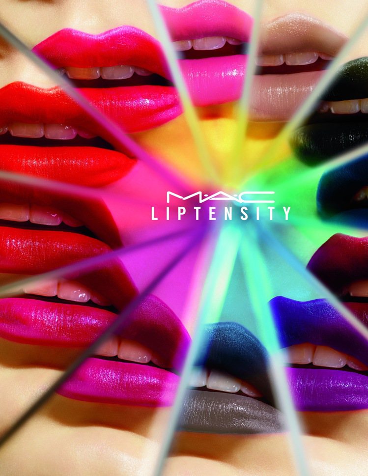 M.A.C零色差唇膏採用全新的輕盈膠狀質地配方，盡情展現純粹飽和唇色。圖／M.A.C提供