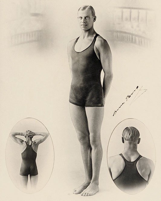 Speedo在1927年的廣告中，展示澳洲泳將 Arne Borg穿著泳衣，後背交叉設計讓雙肩更自在伸展。圖／Speedo提供