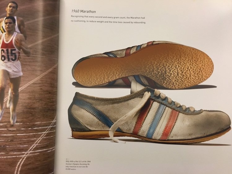 1960年代的跑鞋刻意削薄鞋底，助跑者爭取最大榮譽。圖／adidas提供