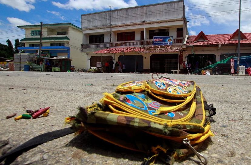 九月陶公府榻拜鎮小學外的爆炸案，很有可能是北大年馬拉對泰國軍政府鐵腕控制的反彈與...