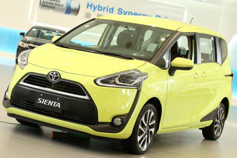 【影音】新世代多用途車款 Toyota Sienta搶先看