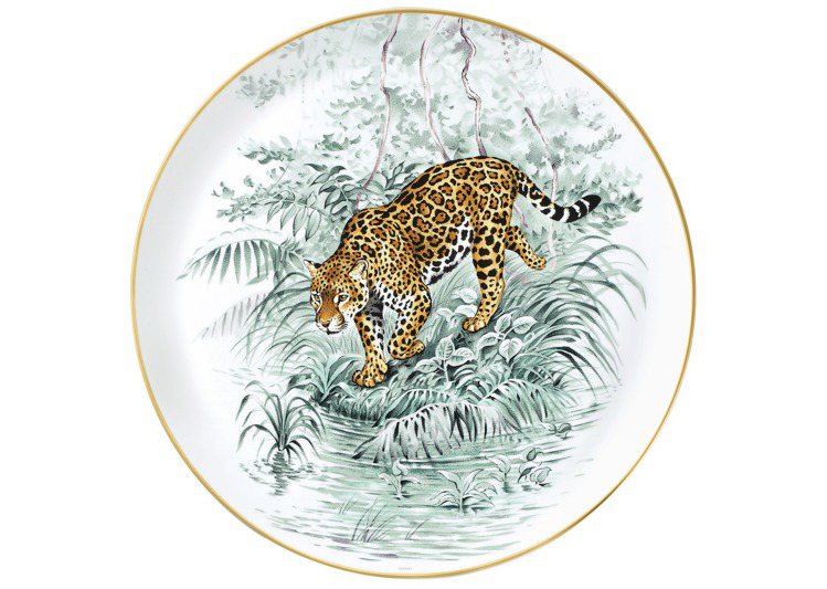 愛馬仕的「赤道叢林」餐瓷出自Robert Dallet畫作。圖／Hermes提供