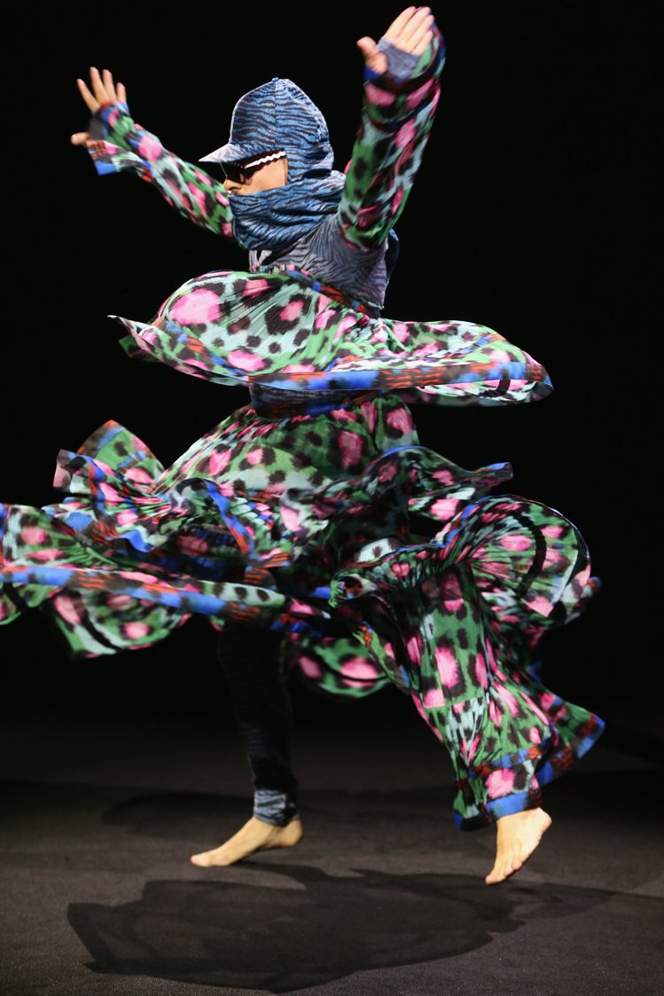 KENZO x H&M紐約大秀，以街舞的方式呈現。圖／H&M提供