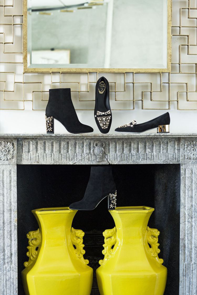 RENE CAOVILLA以誇耀的復古設計作為秋冬鞋履主題。圖／RENE CAO...