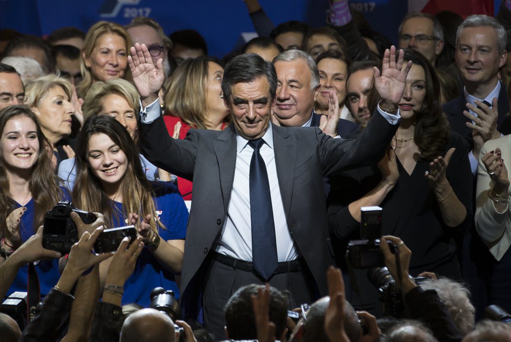 法國右派共和黨初選結果，由前總理費雍勝出，將競選2017年的總統大選。 圖／歐新...