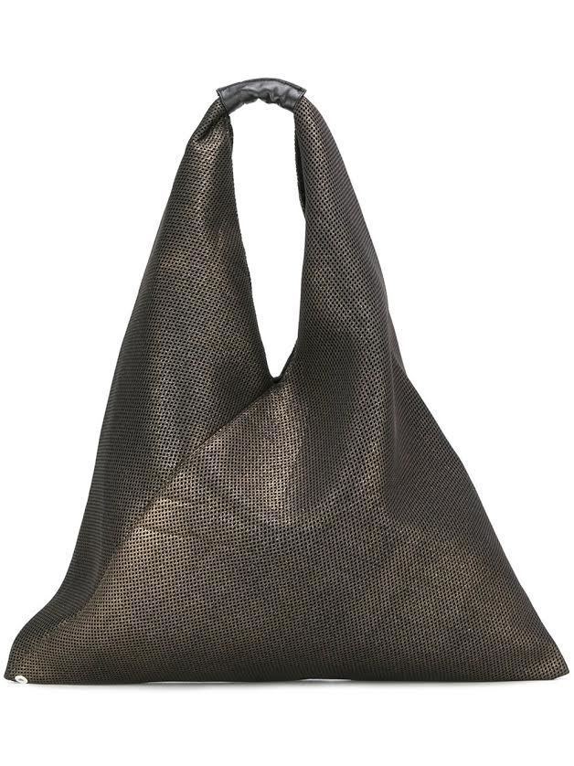 MM6 Maison Margiela金屬色網狀托特包，售價8,500元。圖／Maison Noir提供