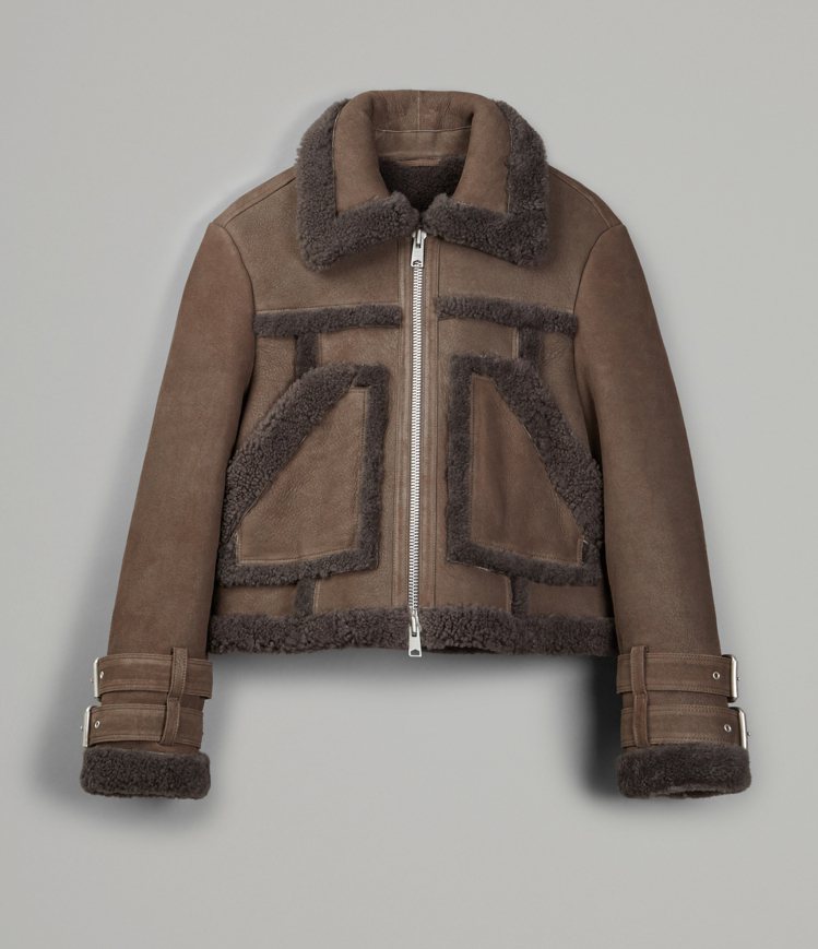 A11獨賣Asher翻羊毛皮革夾克，定價41,900元。圖／AllSaints提供