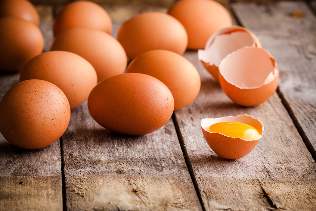 蛋黃顏色的深淺對人體營養的攝取有很大的影響？ 圖／shutterstock